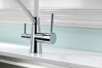 Смеситель для кухни SIEGEN, хром, белый шланг, Si213111-CRw, Paulmark