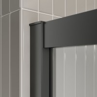 Душевая дверь BelBagno LUCE-BF-1-120-C-NERO