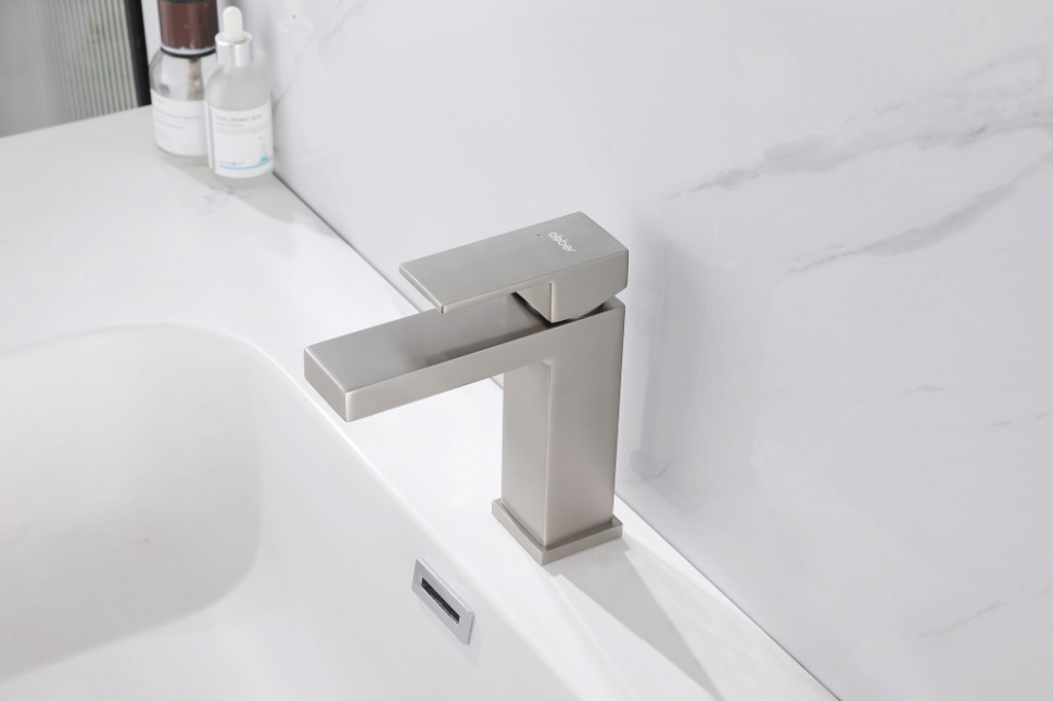 Смеситель ABBER Daheim AF8210SP для раковины, сатин