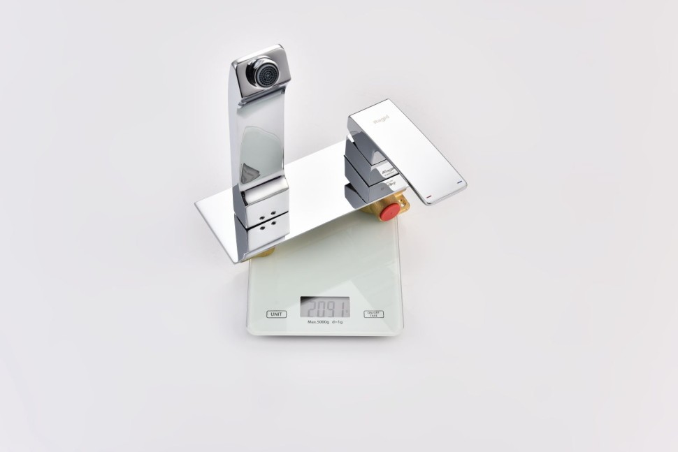 Смеситель Raglo встраиваемый для умывальника хром