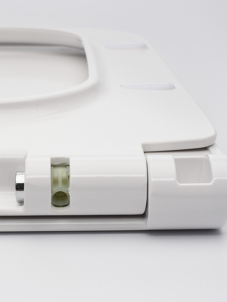 AQM1204 Сиденье тонкое быстросъемное с микролифтом