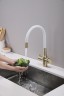 Смеситель для кухни Salix бронза, белый шланг, Sa213419-BRw, Paulmark