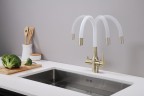 Смеситель для кухни Salix бронза, белый шланг, Sa213419-BRw, Paulmark