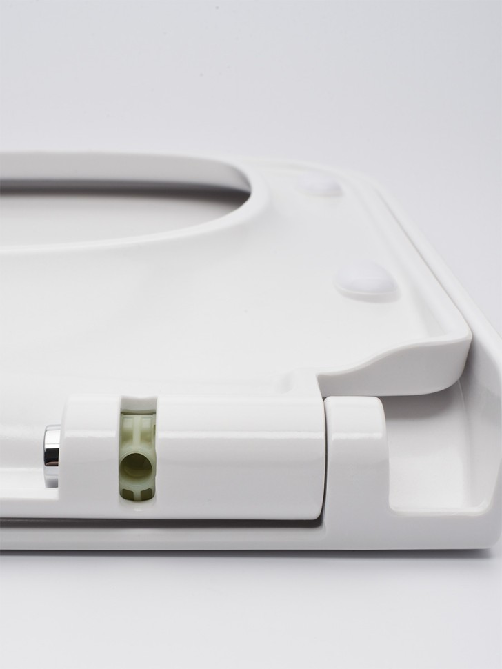 AQM1205 Сиденье тонкое быстросъемное с микролифтом