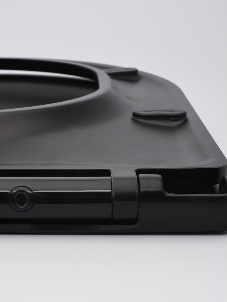 AQM1206 Сиденье тонкое быстросъемное с микролифтом, цвет черный матовый