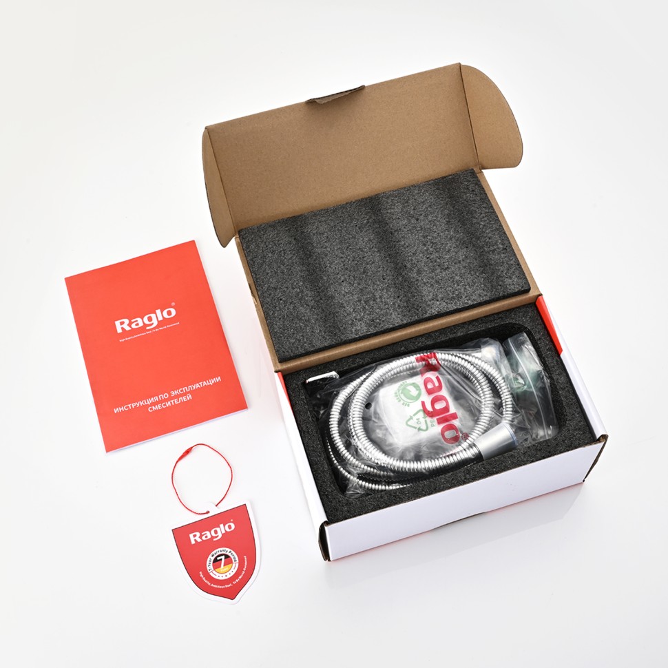 Смеситель Raglo настенный с гигиеническим душем хром