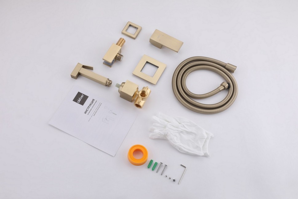 Смеситель ABBER Daheim AF8225G с гигиеническим душем, золото матовое