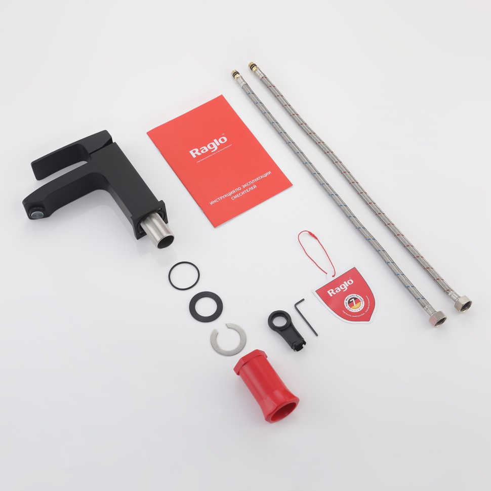 Смеситель Raglo для умывальника черный