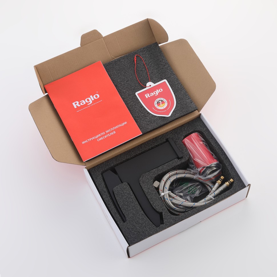 Смеситель Raglo для умывальника черный