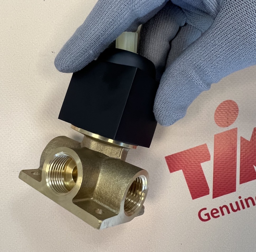 Смеситель встроенный с гигиеническим душем Timo Selene 2089/03SM черный