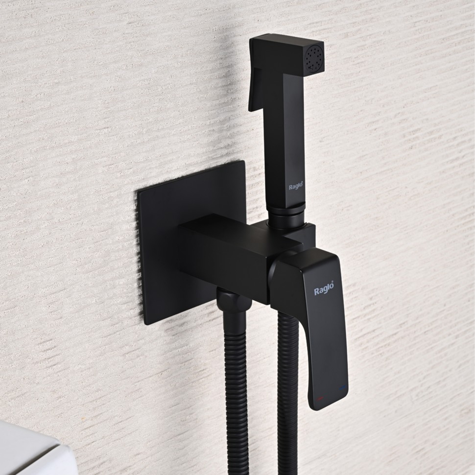 Смеситель Raglo встраиваемый с гигиеническим душем черный