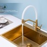 Смеситель Splenka для кухни со съемным гибким изливом, с магнитным фиксатором излива, с подключением фильтра питьевой воды S71.62.03 Золотой сатин